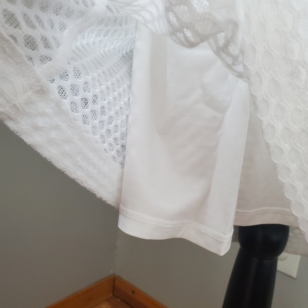 NWT Emporio Armani Spring 2016 Eyelet Dress, Size EU 40 - Picture 16 of 17